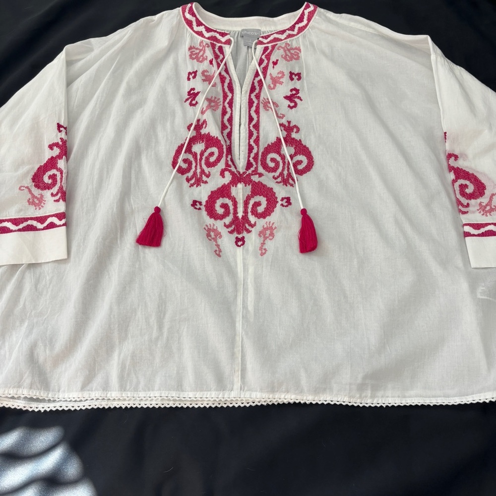 Chico’s Embroidered Peasant Top Size Large